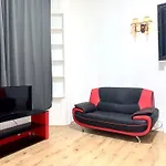 Luks Apartments